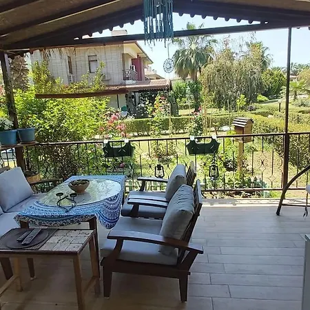 Bohem Tarzinda Villaniz Sizi Bekliyor Villa Side